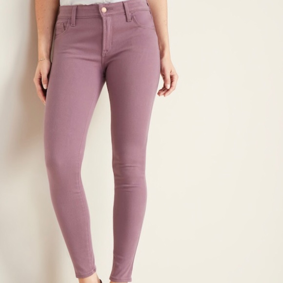 Old Navy Denim - NWT Old Navy Rockstar Super SkinnyJeans Size 4